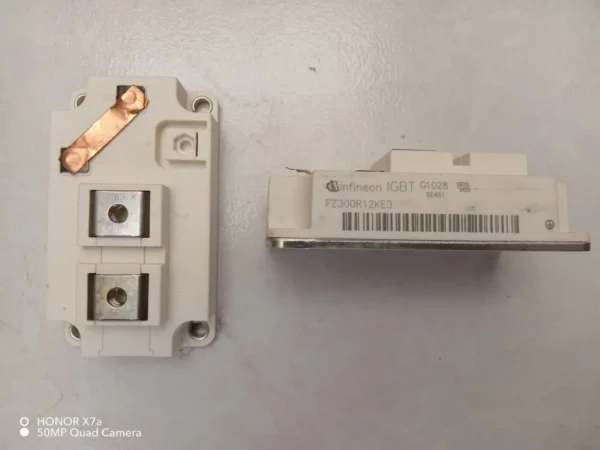 IGBT Module FZ300R12KE3